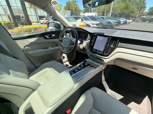Certified 2023 Volvo XC60 B5 Plus w/ Protection Package Premier FWD image 58
