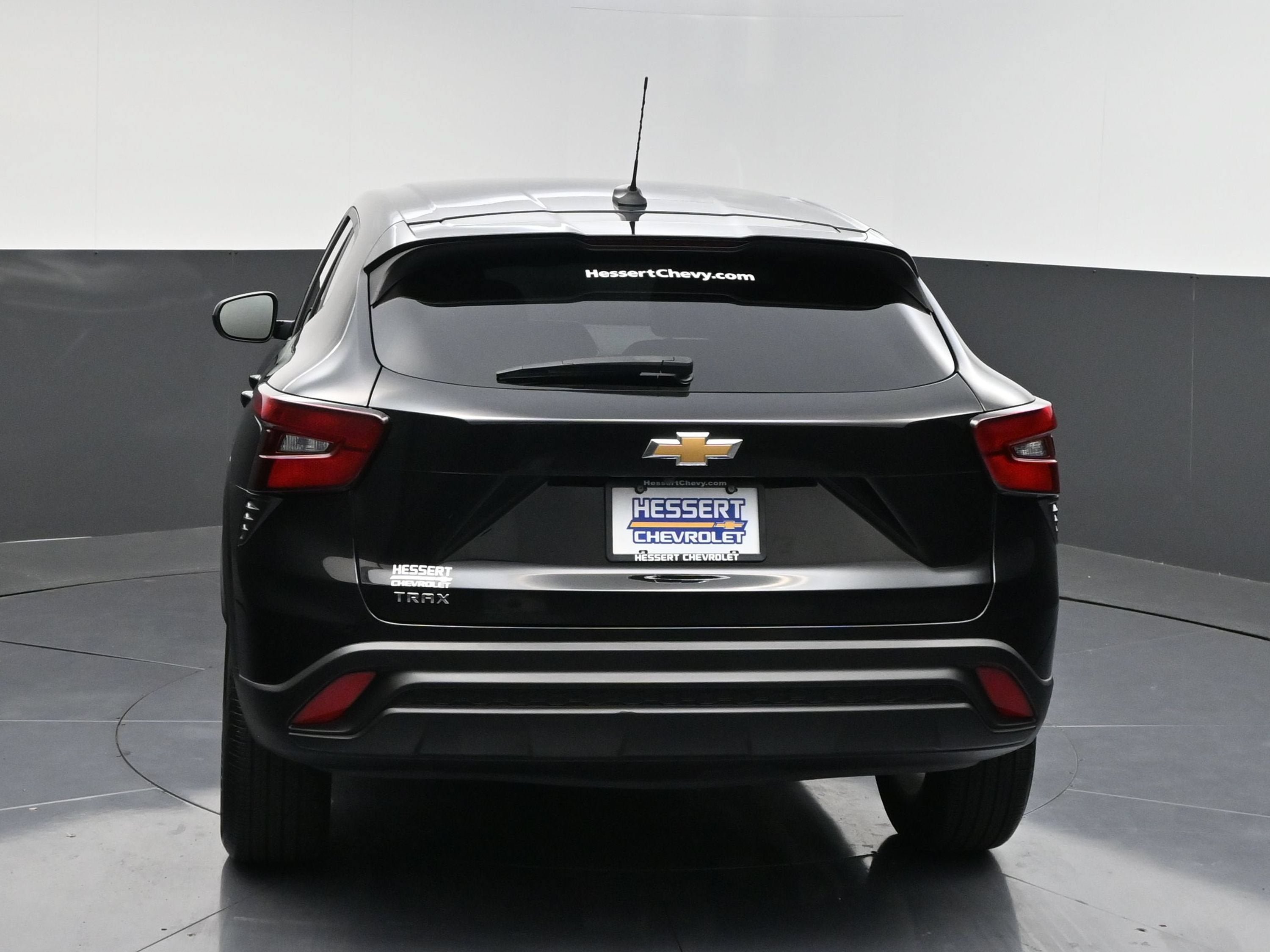 Certified 2025 Chevrolet Trax LS w/ LS Convenience Package FWD image 7