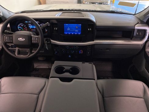 New 2026 Ford F250 XL w/ XL Chrome Package image 13