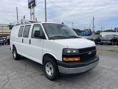 New 2025 Chevrolet Express 2500