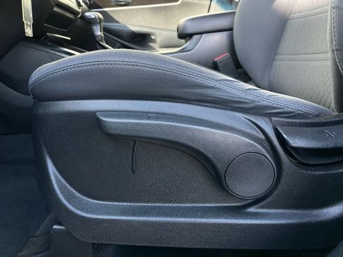 Used 2019 Kia Sorento LX image 23