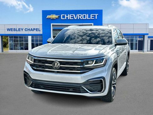 Used 2022 Volkswagen Atlas Cross Sport SEL Premium R-Line image 1