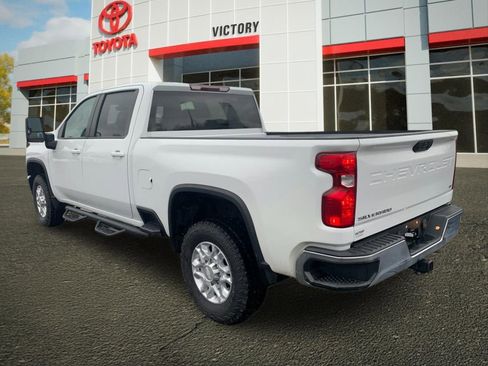 Used 2021 Chevrolet Silverado 2500 LT w/ Fleet Comfort Package image 5