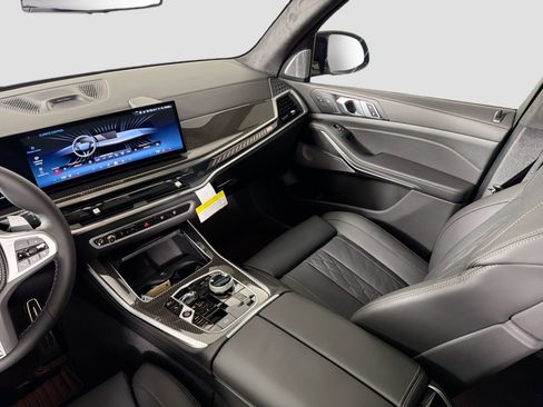 New 2026 BMW X5 M60i image 24