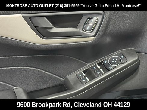 Used 2022 Ford Escape SE w/ Convenience Package AWD/4WD image 15