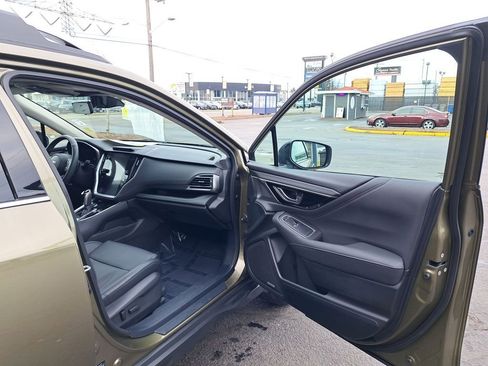 Used 2025 Subaru Outback Touring XT w/ Popular Package #2 image 16