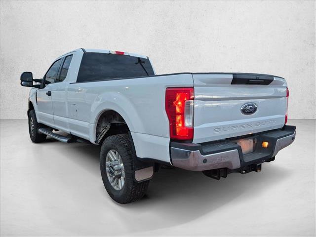 Used 2019 Ford F350 XLT w/ FX4 Off-Road Package AWD/4WD image 7