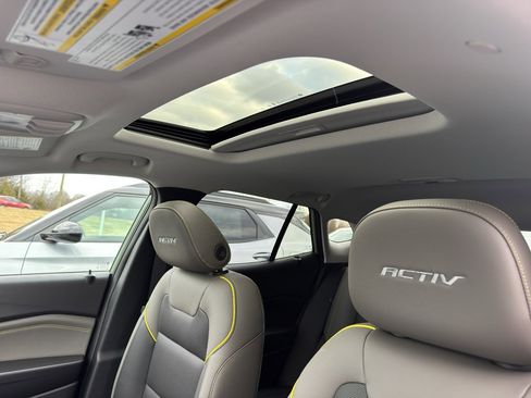 New 2026 Chevrolet Trax ACTIV w/ Sunroof Package image 18