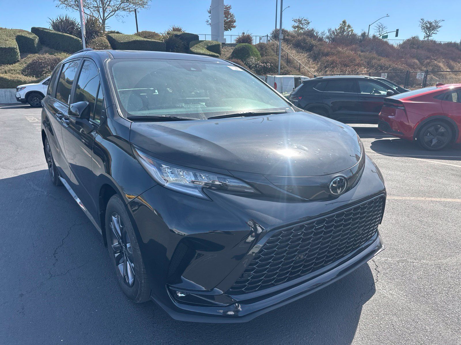 Certified 2026 Toyota Sienna XSE AWD/4WD image 1