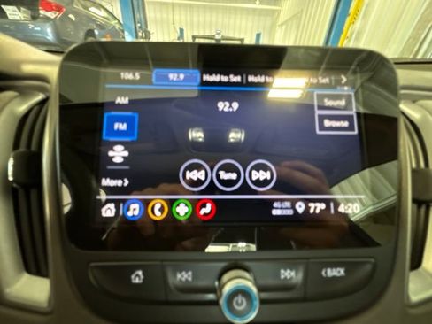 Used 2025 Chevrolet Malibu LT FWD image 22