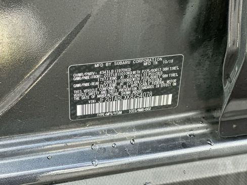 Used 2019 Subaru Crosstrek 2.0i w/ Eyesight System image 36