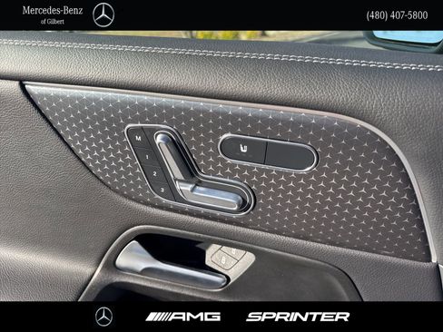 Certified 2025 Mercedes-Benz GLB 250 GLB 250 image 13