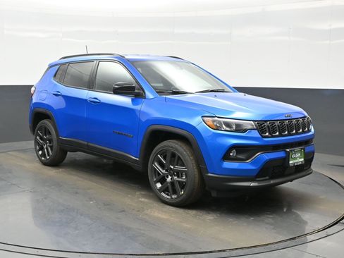 New 2026 Jeep Compass Latitude AWD/4WD image 11