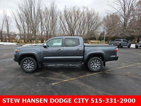 Used 2023 Toyota Tacoma Limited image 1