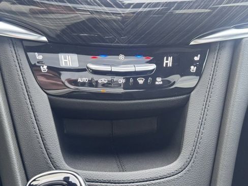 New 2025 Cadillac XT6 Premium Luxury w/ Technology Package image 29