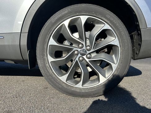 Certified 2021 Lincoln Nautilus Reserve image 7