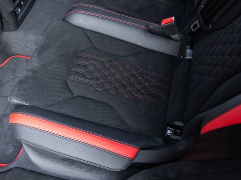 Used 2024 Lamborghini Urus Performante AWD/4WD image 44