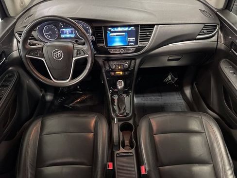 Used 2020 Buick Encore Essence AWD/4WD image 5