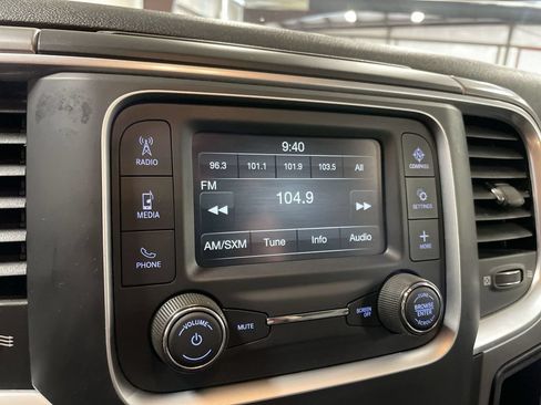 Used 2024 RAM 1500 Classic SLT AWD/4WD image 18