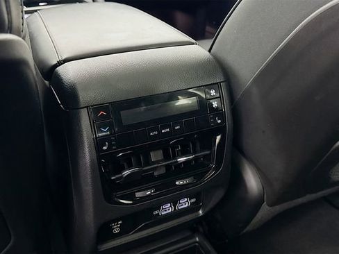 Used 2021 Jeep Grand Cherokee L Limited image 30