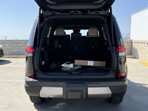 New 2026 Lexus GX 550 AWD/4WD image 14