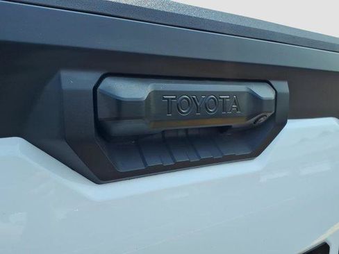 Certified 2026 Toyota Tundra SR5 AWD/4WD image 31