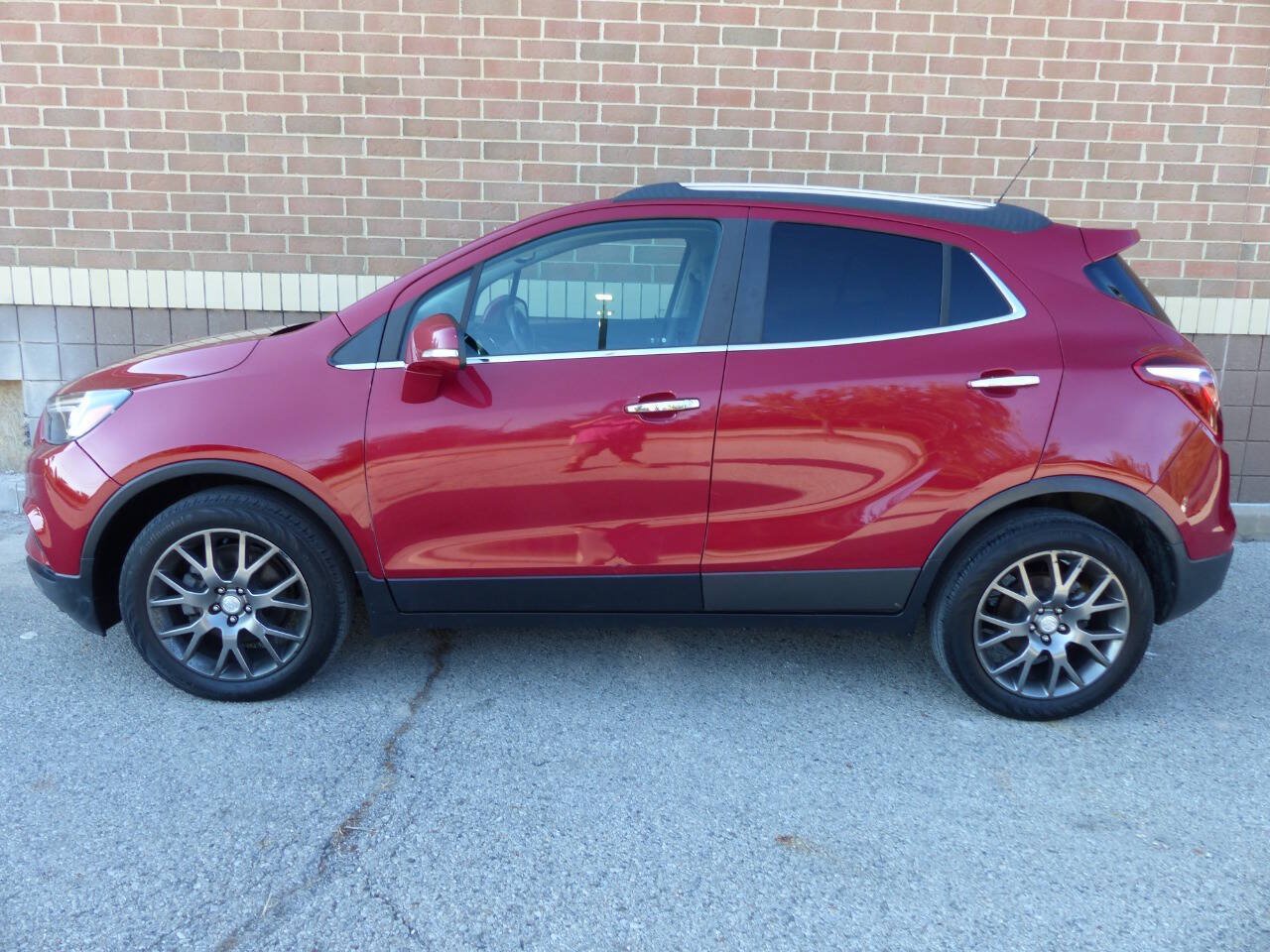 Used 2019 Buick Encore Sport Touring w/ Safety Package FWD image 7