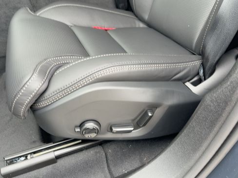 New 2026 Volvo XC60 B5 Ultra w/ Protection Package Premier image 14