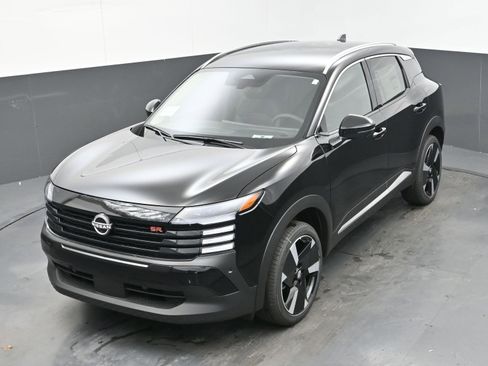 New 2025 Nissan Kicks SR image 21