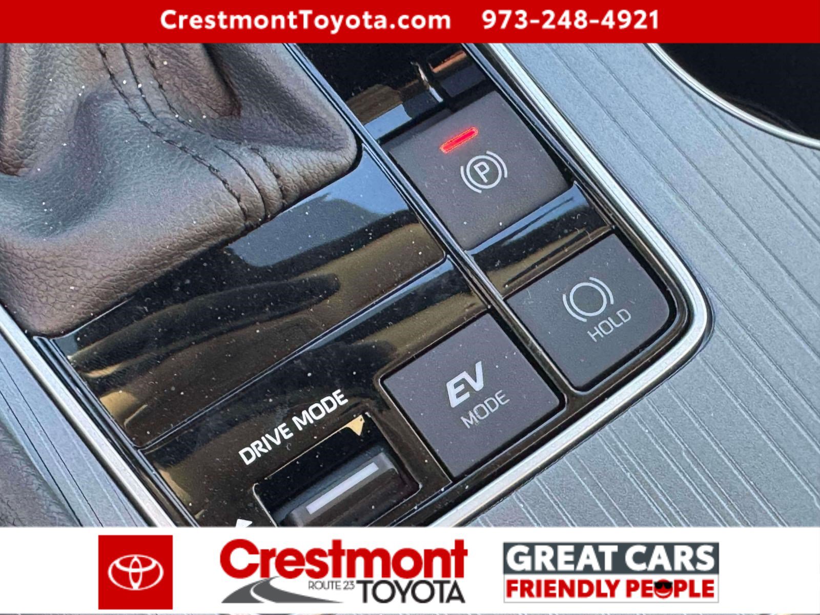 Used 2026 Toyota Sienna XLE AWD/4WD image 31