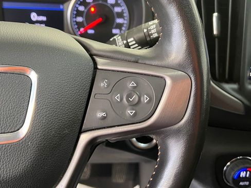 Used 2022 GMC Terrain AT4 image 20