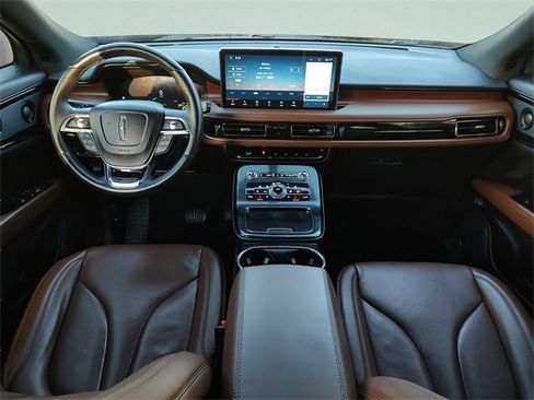 Used 2021 Lincoln Nautilus Reserve image 18