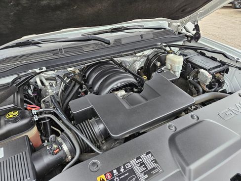 Used 2017 GMC Yukon SLT image 63