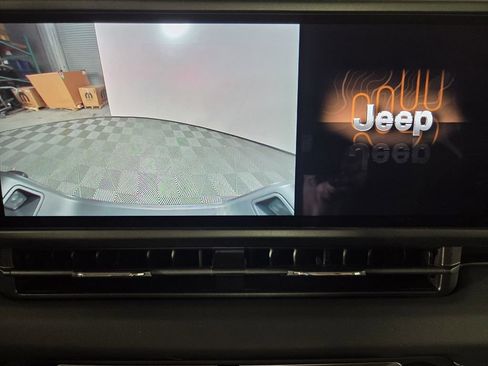 New 2026 Jeep Gladiator Sport image 10