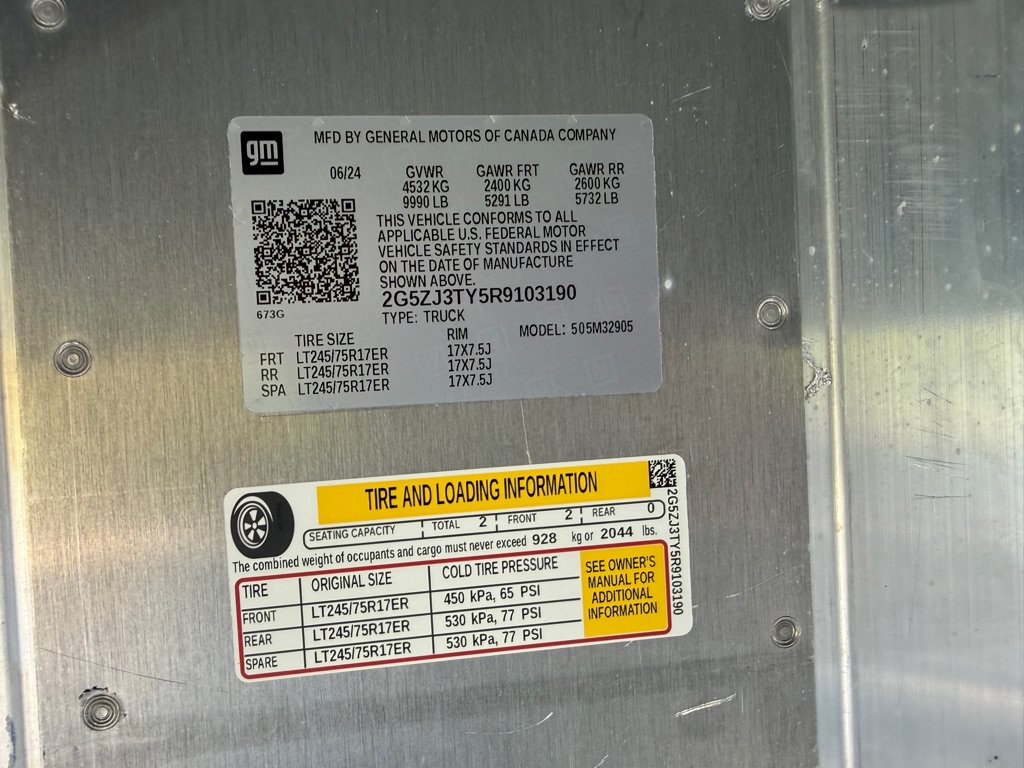 Used 2024 Chevrolet Brightdrop 600 w/ Commercial Equipment Package AWD/4WD image 23
