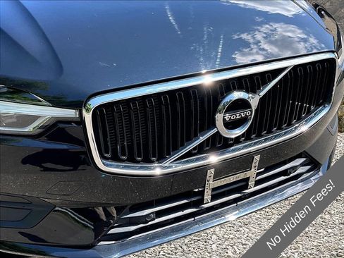 Used 2018 Volvo XC60 T5 Momentum w/ Vision Package AWD/4WD image 26