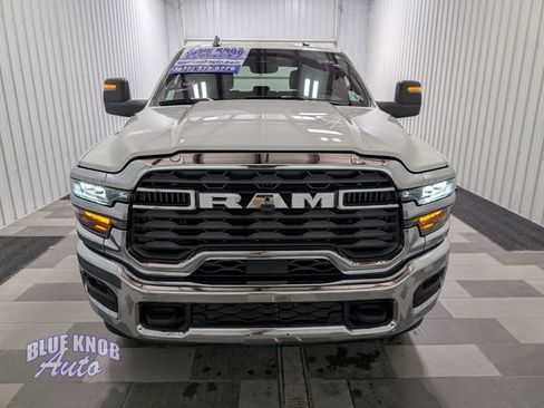 Used 2026 RAM 2500 Big Horn AWD/4WD image 7