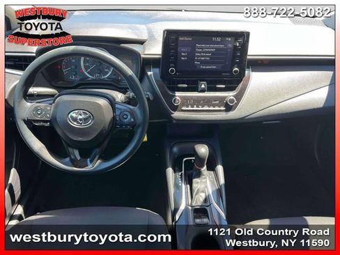 Used 2022 Toyota Corolla LE FWD image 16