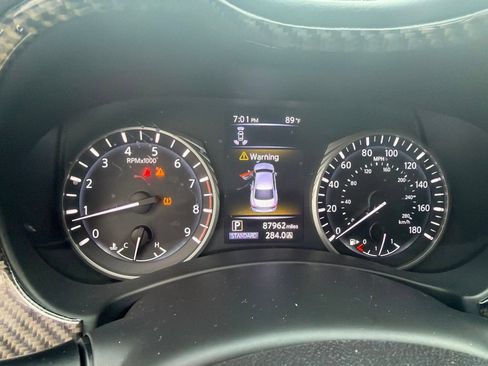 Used 2018 INFINITI Q50 Red Sport 400 w/ Cargo Package (L95) RWD image 9