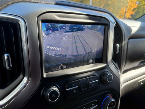 Used 2022 Chevrolet Silverado 2500 LT w/ Convenience Package image 41