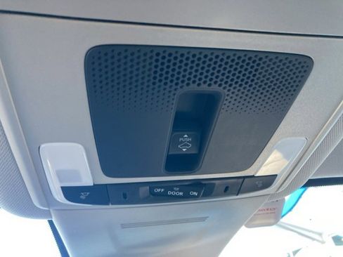 Certified 2025 Honda CR-V EX image 19