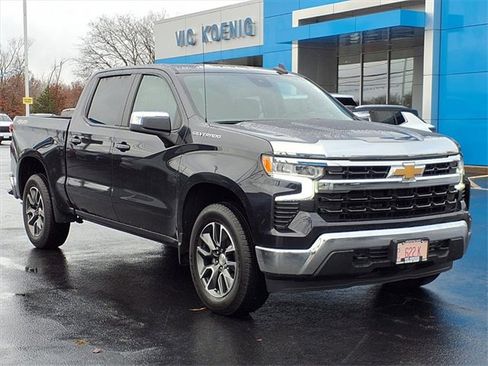 Used 2022 Chevrolet Silverado 1500 LT image 2