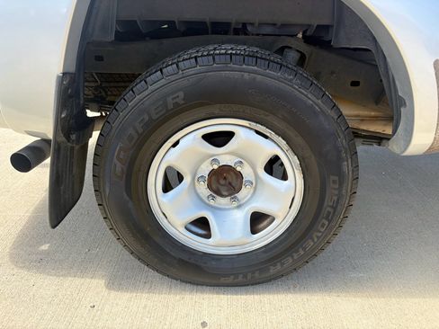 Used 2005 Toyota Tacoma PreRunner RWD image 30