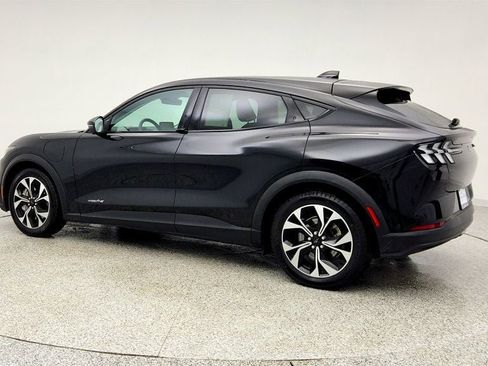 Used 2024 Ford Mustang Mach-E Select image 7