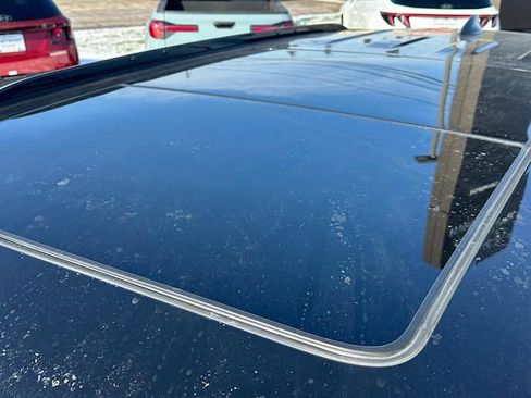 Used 2022 Cadillac XT6 Sport w/ Technology Package image 14