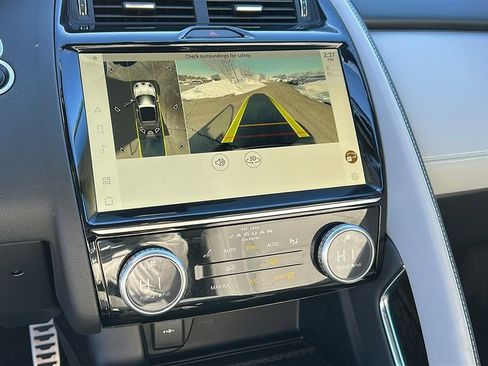 Certified 2024 Jaguar E-PACE R-Dynamic SE image 16