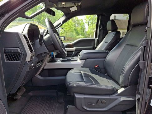 Used 2022 Ford F350 Lariat w/ Chrome Package AWD/4WD image 13
