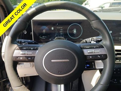 Used 2025 Hyundai Tucson Limited AWD/4WD image 30