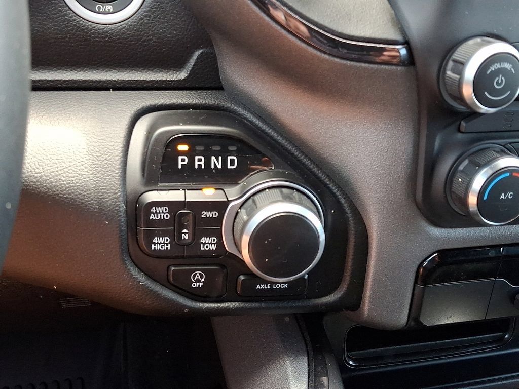 Used 2023 RAM 1500 Big Horn AWD/4WD image 14