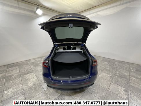 Used 2024 Tesla Model Y Long Range image 32